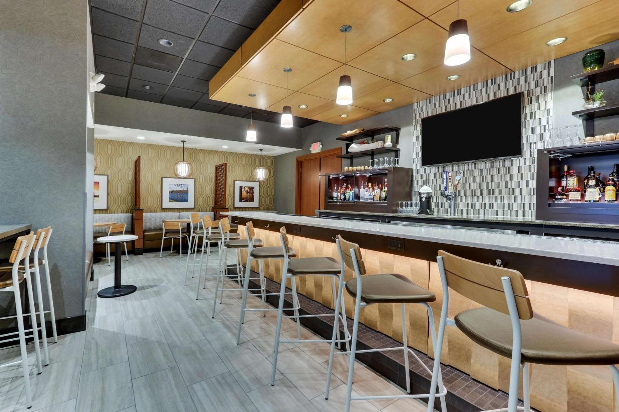 Drury Inn & Suites Orlando Near Universal Orlando Resort Luaran gambar